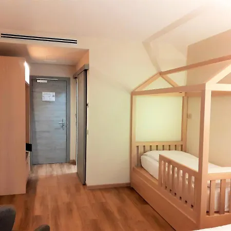 Livi Family Hotel 4*